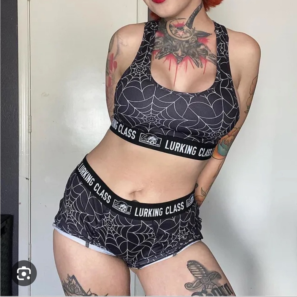 In search of lurking class spiderweb short & tank set